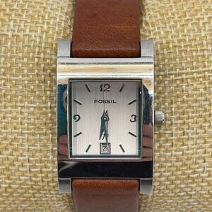 Fossil F2 Watch Women Silver Tone Genuine Leather Brown Strap ES-9585
